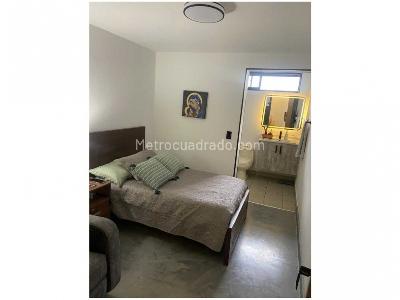Casa de 4 alcobas en venta en Santa Monica, Medellín, 200 m² · foto 10 de 14