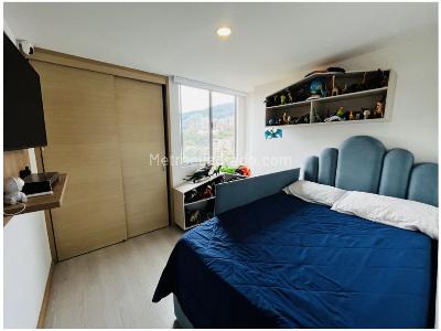 Apartamento de 3 alcobas en venta en Envigado, Envigado, 89 m² · foto 10 de 14