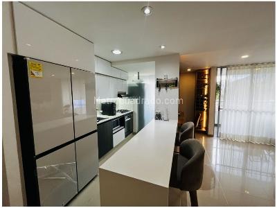 Apartamento de 3 alcobas en venta en Envigado, Envigado, 89 m² · foto 3 de 14
