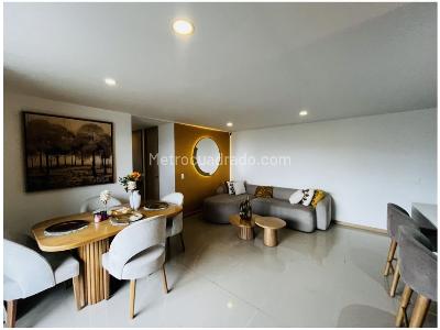 Apartamento de 3 alcobas en venta en Envigado, Envigado, 89 m² · foto 6 de 14