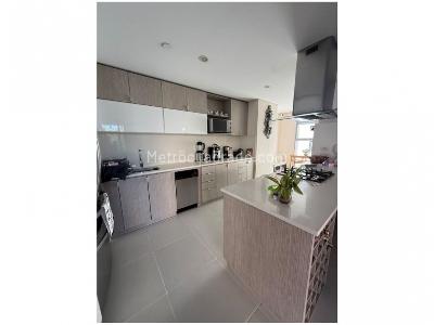 Apartamento de 4 alcobas en venta en Loma Del Chocho, Envigado, 178 m² · foto 10 de 15