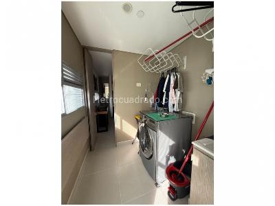 Apartamento de 4 alcobas en venta en Loma Del Chocho, Envigado, 178 m² · foto 13 de 15