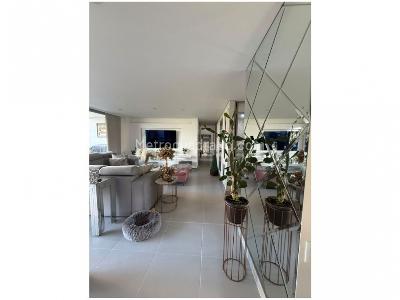 Apartamento de 4 alcobas en venta en Loma Del Chocho, Envigado, 178 m² · foto 5 de 15
