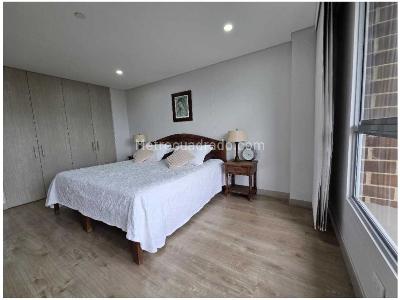 Apartamento de 3 alcobas en venta en Loma Del Chocho, Envigado, 169 m² · foto 9 de 15