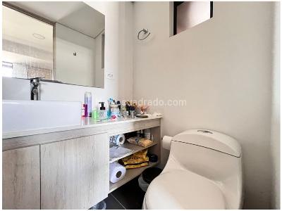 Apartamento de 3 alcobas en venta en El Portal, Envigado, 104 m² · foto 10 de 19
