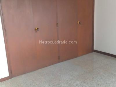 Apartamento de 3 alcobas en venta en Centro, Medellín, 175 m² · foto 4 de 15