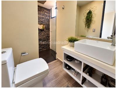 Apartamento de 3 alcobas en venta en Oviedo, Medellín, 154 m² · foto 13 de 20
