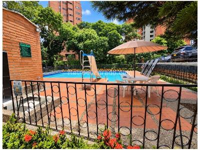Apartamento de 3 alcobas en venta en Oviedo, Medellín, 154 m² · foto 15 de 20