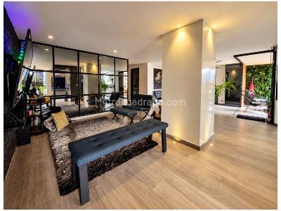 Apartamento de 3 alcobas en venta en Oviedo, Medellín, 154 m² · foto 5 de 20