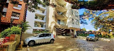 Apartamento de 3 alcobas en venta en Guadalupe, Cali, 98 m² · foto 3 de 13