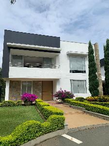 Casa de 3 alcobas en venta en Pance, Cali, 630 m² · foto 3 de 16