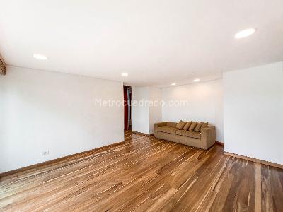 Apartamento de 1 alcoba en venta en Sector Altos De Normandia Bataclan, Cali, 83 m² · foto 4 de 15