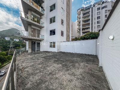 Apartamento de 2 alcobas en venta en Sector Altos De Normandia Bataclan, Cali, 183 m² · foto 3 de 20
