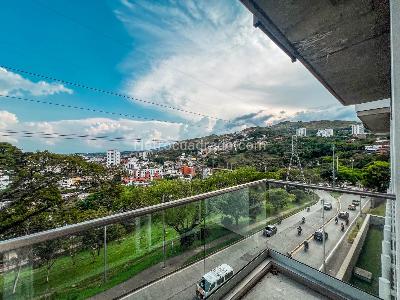 Apartamento de 2 alcobas en venta en Sector Altos De Normandia Bataclan, Cali, 183 m² · foto 2 de 20