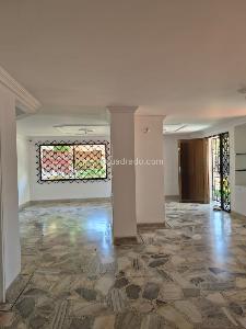 Casa de 4 alcobas en venta en Santa Anita, Cali, 228 m² · foto 9 de 19