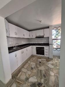 Casa de 4 alcobas en venta en Santa Anita, Cali, 228 m² · foto 5 de 19