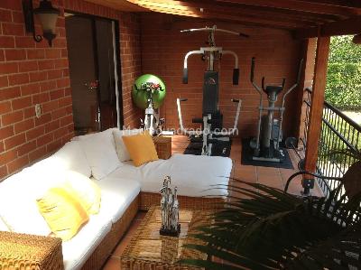 Apartamento en venta en Ciudad Jardin, Cali · foto 3 de 18