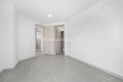 Apartamento de 3 alcobas en venta en Alameda, Cali, 117 m² · foto 5 de 14