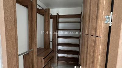 Apartamento de 3 alcobas en venta en Ciudad Jardin, Cali, 147 m² · foto 7 de 13