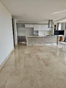Apartamento de 3 alcobas en venta en Ciudad Jardin, Cali, 147 m² · foto 2 de 4