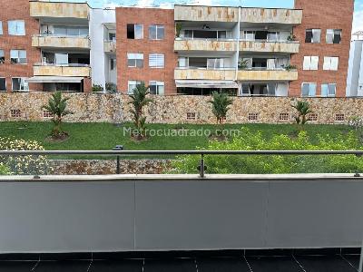 Apartamento de 3 alcobas en venta en Ciudad Jardin, Cali, 130 m² · foto 2 de 20