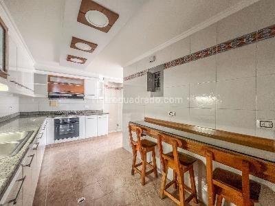 Apartamento de 3 alcobas en venta en Centenario, Cali, 152 m² · foto 8 de 20