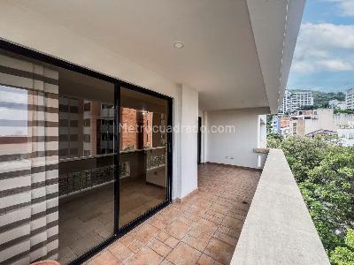 Apartamento de 3 alcobas en venta en Centenario, Cali, 152 m² · foto 5 de 20