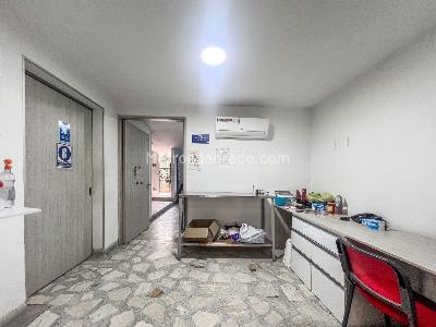 Casa de 4 alcobas en venta en El Limonar, Cali, 250 m² · foto 12 de 20