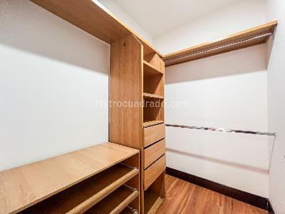 Apartamento de 3 alcobas en venta en Normandia, Cali, 268 m² · foto 18 de 20