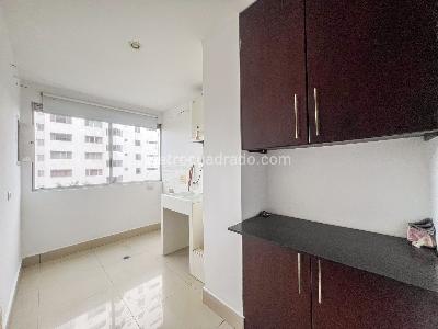 Apartamento de 3 alcobas en venta en Normandia, Cali, 268 m² · foto 8 de 20