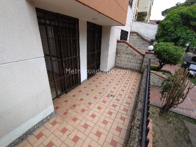Apartamento de 4 alcobas en venta en Laureles 1, Medellín, 170 m² · foto 19 de 20