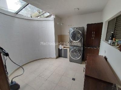 Casa de 4 alcobas en venta en Las Lomitas, Sabaneta, 350 m² · foto 9 de 20