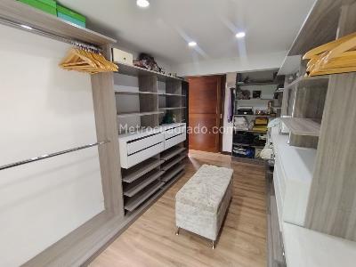 Casa de 4 alcobas en venta en Las Lomitas, Sabaneta, 350 m² · foto 16 de 20