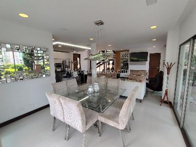 Casa de 4 alcobas en venta en Las Lomitas, Sabaneta, 350 m² · foto 4 de 20