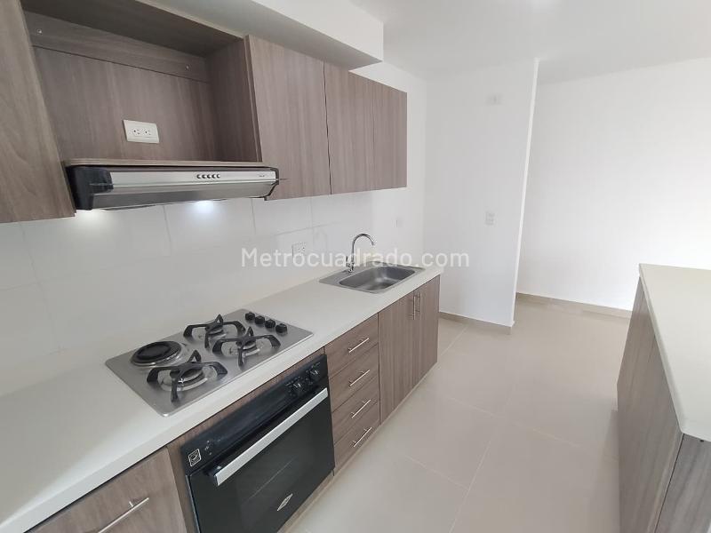 Modern 3BR Apartment for Rent in Cabañas, Bello - 2