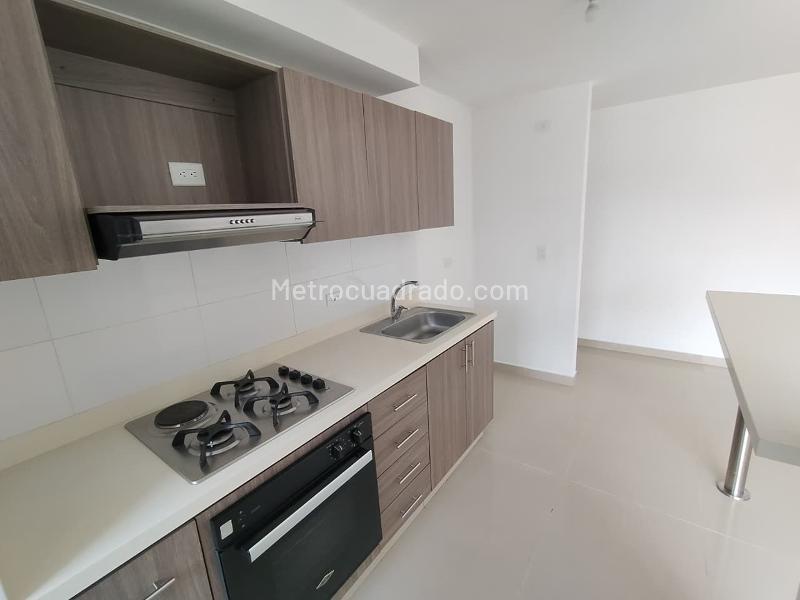 Modern 3BR Apartment for Rent in Cabañas, Bello - 4