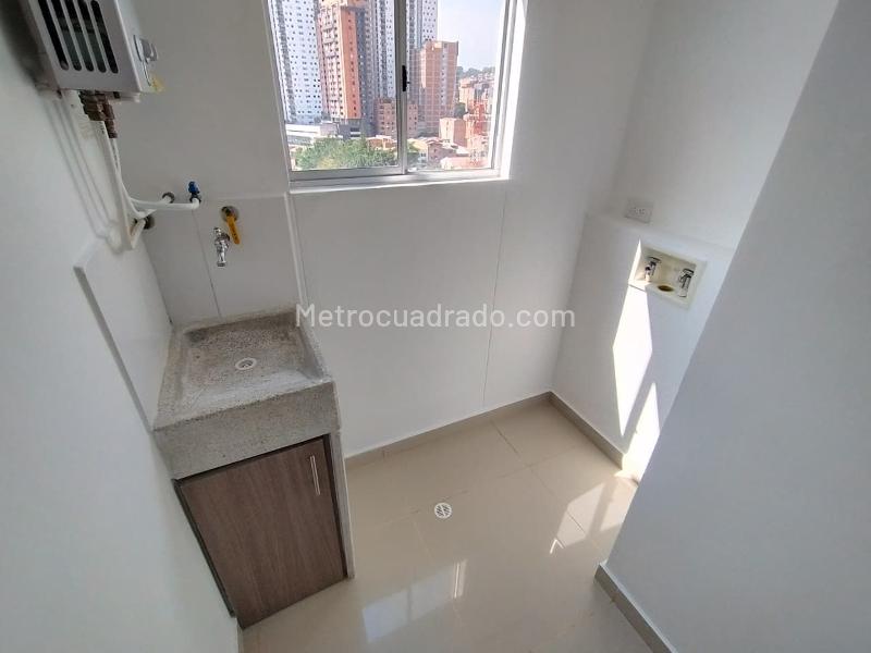 Modern 3BR Apartment for Rent in Cabañas, Bello - 6