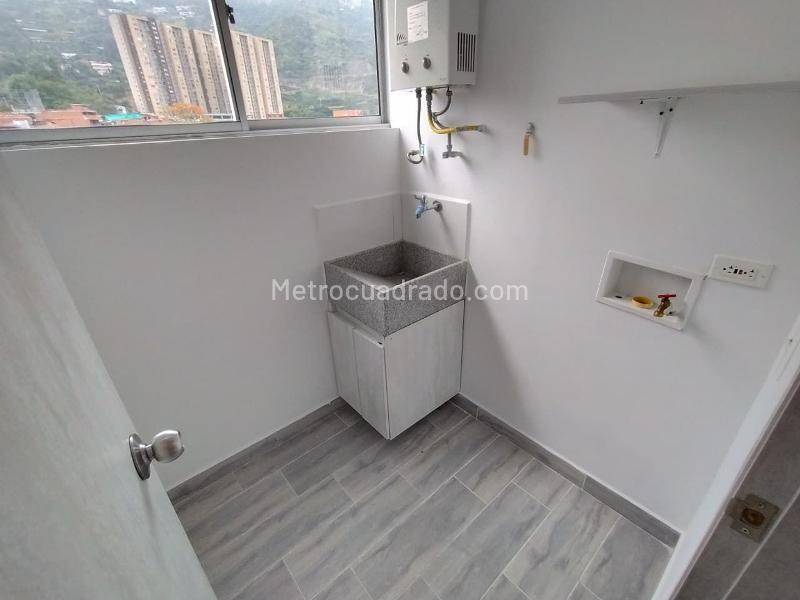 2BR Apartment with Terrace in Copacabana (La Misericordia) - 5