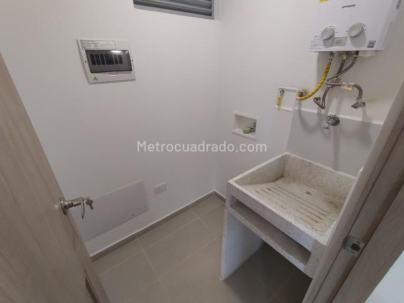 Apartamento nuevo de 3 alcobas en arriendo en Sabaneta (Loma de San José) - 7
