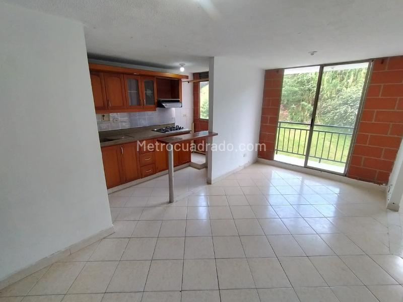 Apartamento en Arriendo de 2 Alcobas en El Rincón (Belén)
