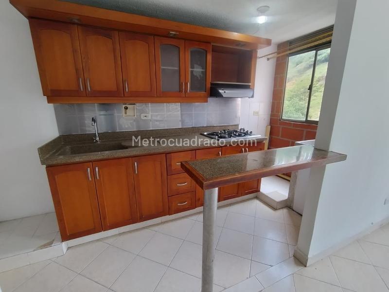 Apartamento en Arriendo de 2 Alcobas en El Rincón (Belén) - 2
