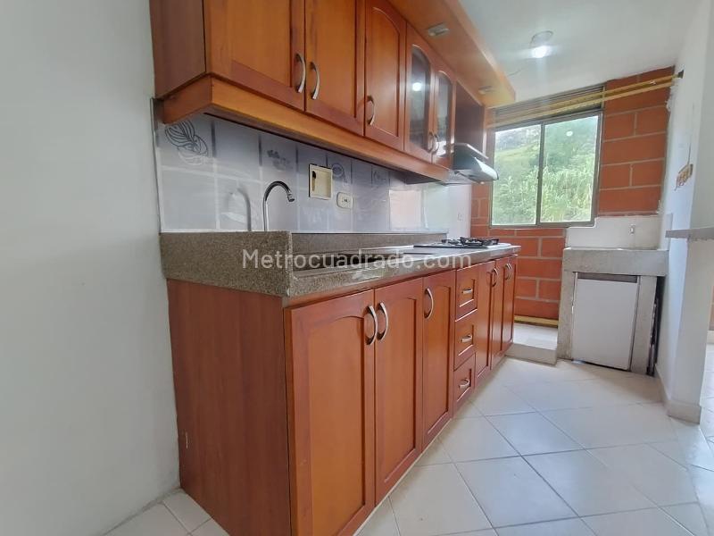 Apartamento en Arriendo de 2 Alcobas en El Rincón (Belén) - 3