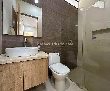 Casa en venta en Loma Del Escobero, Envigado · foto 18 de 20