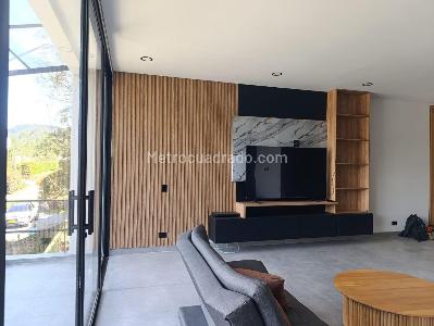 Casa en venta en Loma Del Escobero, Envigado · foto 9 de 20