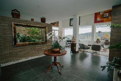 Casa de 4 alcobas en venta en Alto De Patios, La Calera, 464 m² · foto 2 de 20