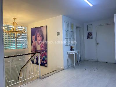 Casa de 5 alcobas en venta en El Nogal Espartillal, Bogotá, 220 m² · foto 6 de 20