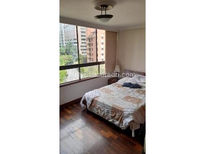 Apartamento de 3 alcobas en venta en El Poblado, Medellín, 155 m² · foto 9 de 10