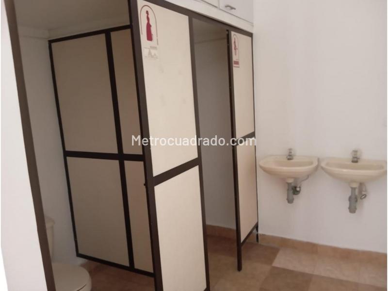 Local Comercial en Arriendo, Cabañas, Bello - Vista 2