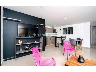 Apartamento en arriendo en Parque De Envigado, Envigado · foto 4 de 10