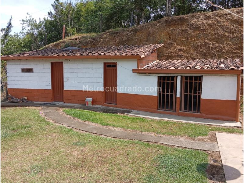 5BR Finca in Girardota  Antioquia (35500 m²) - 5
